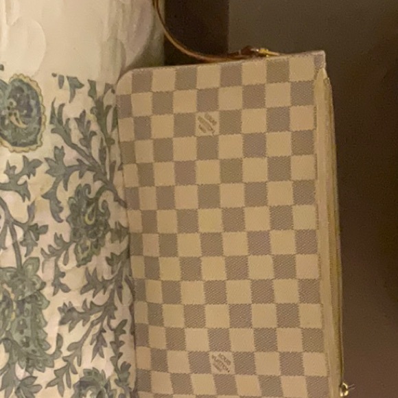 Louis Vuitton Damier Azur Tote with Tan Trim - Picture 2 of 16
